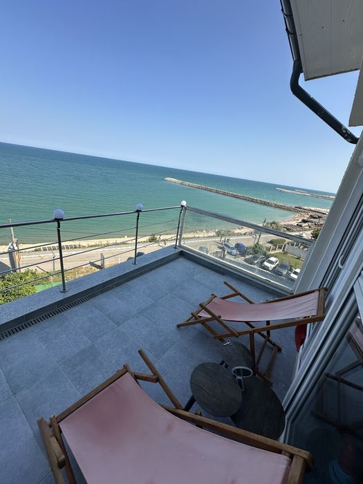 Penthouse de 150 mp pe faleza Costinesti cu o vedere superba la mare