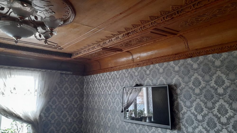 Срочно продам дом хороший тёплый можно под бизнес рядом барахолка