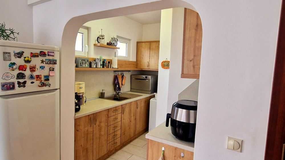 Продава се Четиристаен апартамент в Варна, Гръцка махала - 104 кв.м за 3414 €/кв.м - Снимка #4