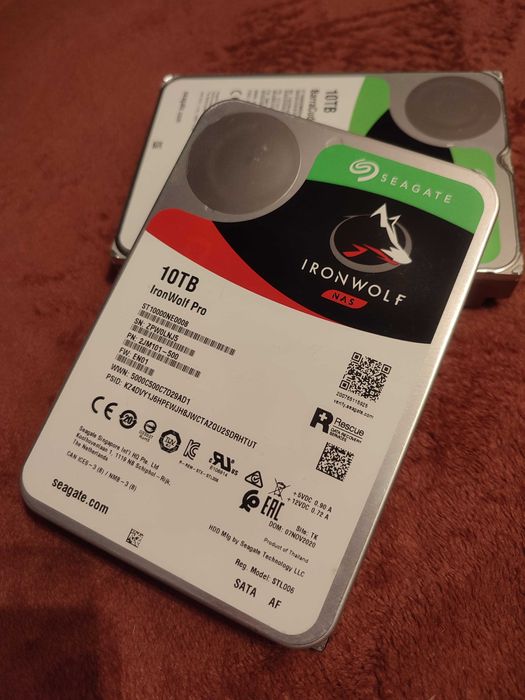 Жёсткий диск WD Elements 10 TB внешний б/у