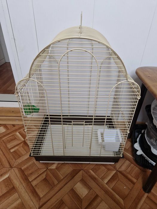 Продам клетку для птиц