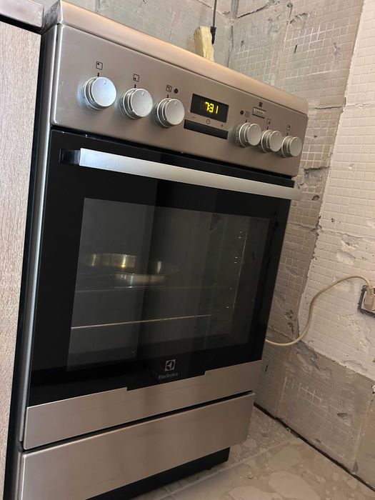 Готварска печка Electrolux, свободностояща