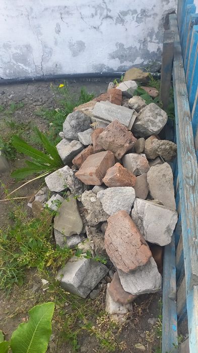 Строительный мусор для фундамента