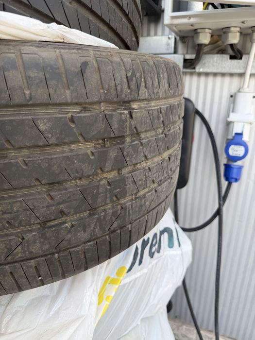 Гуми Hankook 285/35/22