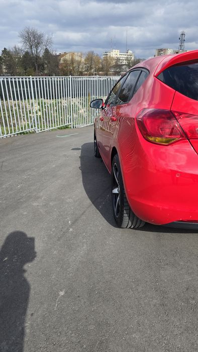 Opel Astra J 2011 1.7 diesel