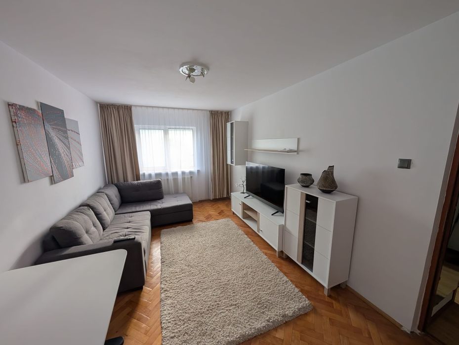 Închiriez apartament 3  CD camere decomandat Grădinari / Metalurgie