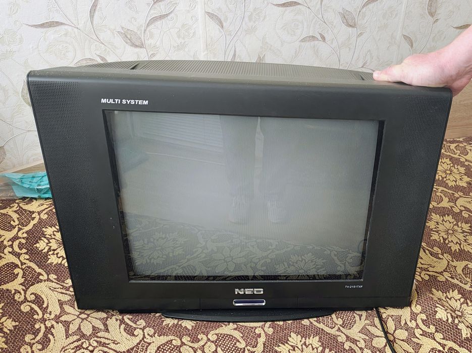 Телевизор марка Neo, модел: tv2151TXF