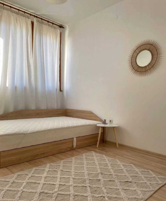 Дава се под наем Тристаен апартамент в Пловдив, Център - 100 кв.м за 510 € - Снимка #3