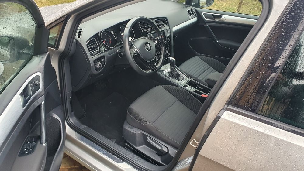 Golf 7 CUP Automat euro 6 fara ad blue 110 cp Park pilot padele incalz