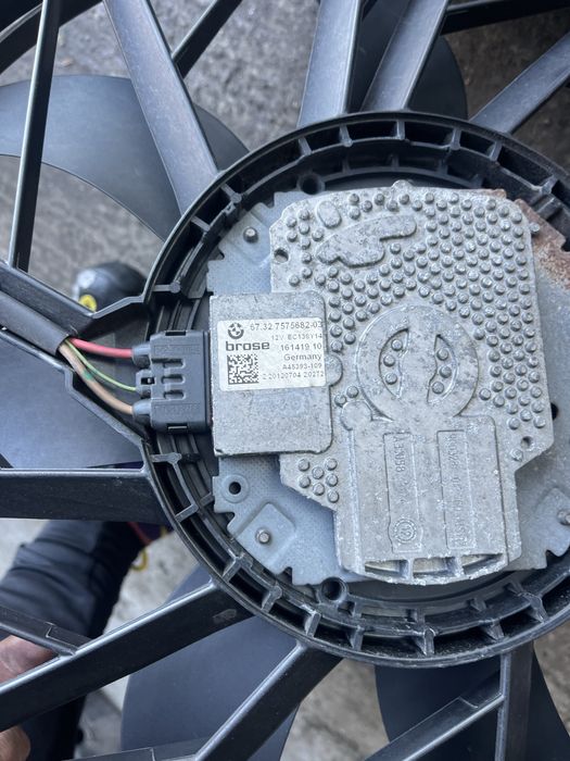 Перка бмв ф10 ф11 климатична bmw f10 f11 perka охладителна перка