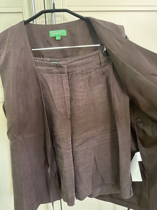 Сет Benetton къси панталони и елек