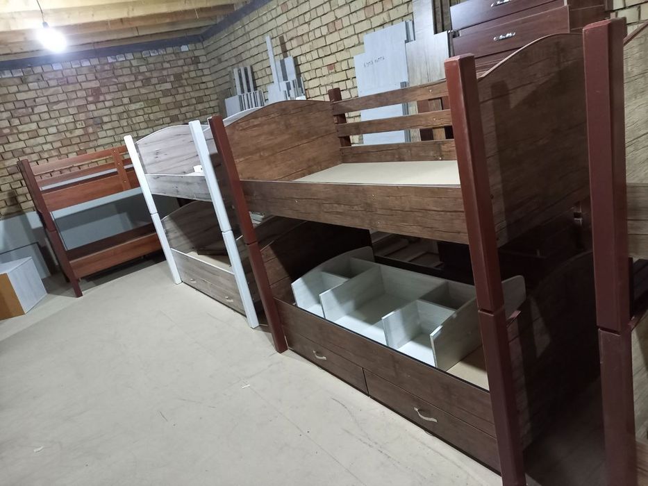 Кровать двухъярусная Krovatla ikkiqavatli