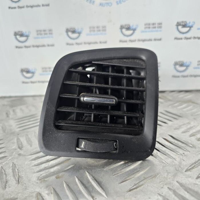 Grile ventilatie stanga fata Opel Insignia A Country Tourer