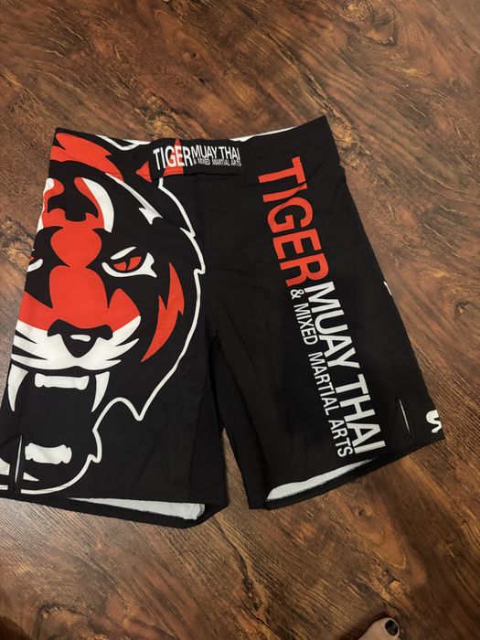 къси панталони Muay Thai Tiger