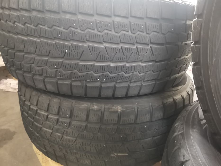 Зимни гуми 255 50 20 Yokohama ice guard