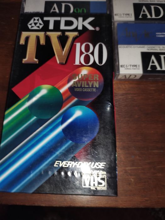 Аудио и Видео  кассеты новые.