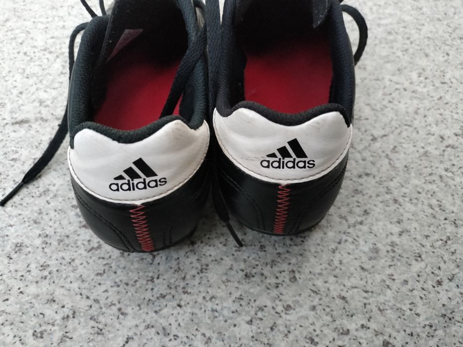 Продам бутсы adidas