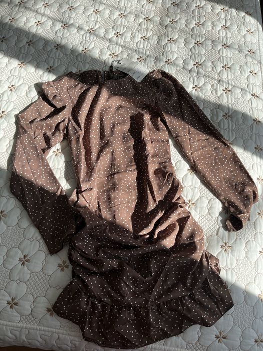 Платье новое 42 размер