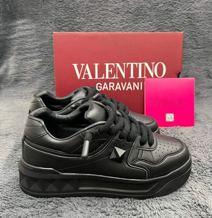 Кецове Valentino