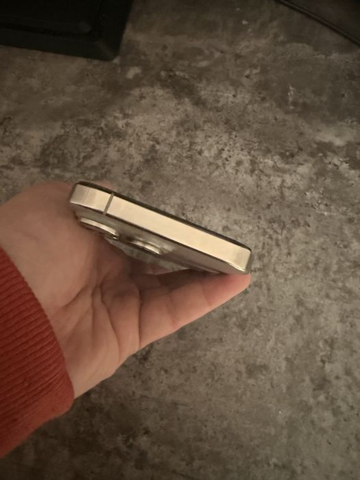 Iphone 16 pro 256gb  no sim