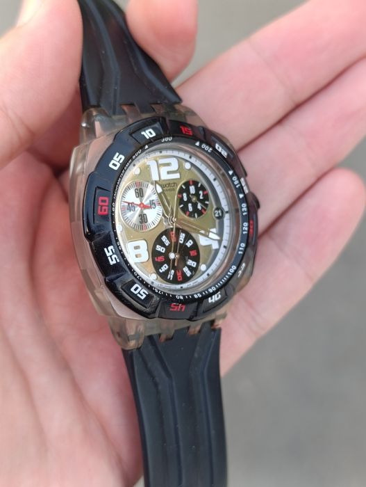 Swatch соат сотилади