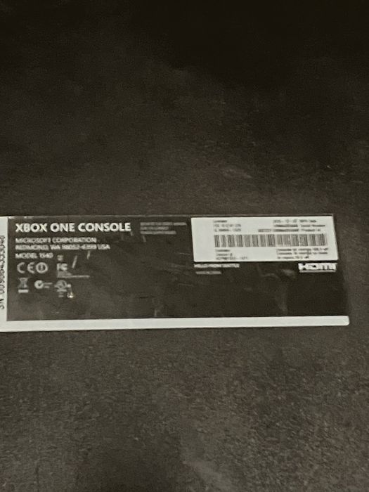 VÂND XBOX ONE cu tot cu televizor la preferinta