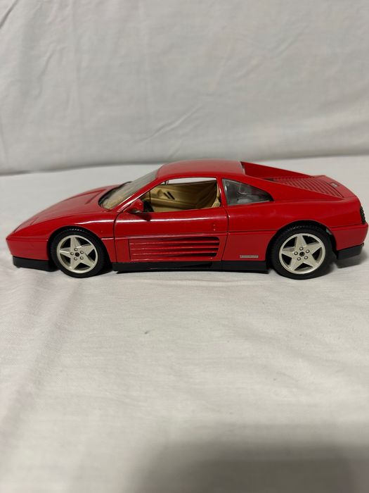 Machetă Bburago Ferrari 348 tb (1989) – Scara 1:18 (Made in Italy)