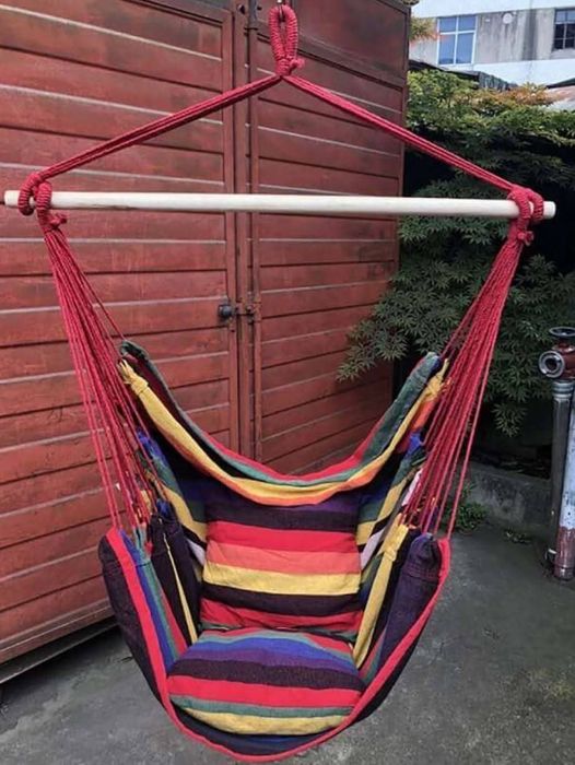 Столче Хамак с Дървена Рейка и Включени 2броя Възглавници