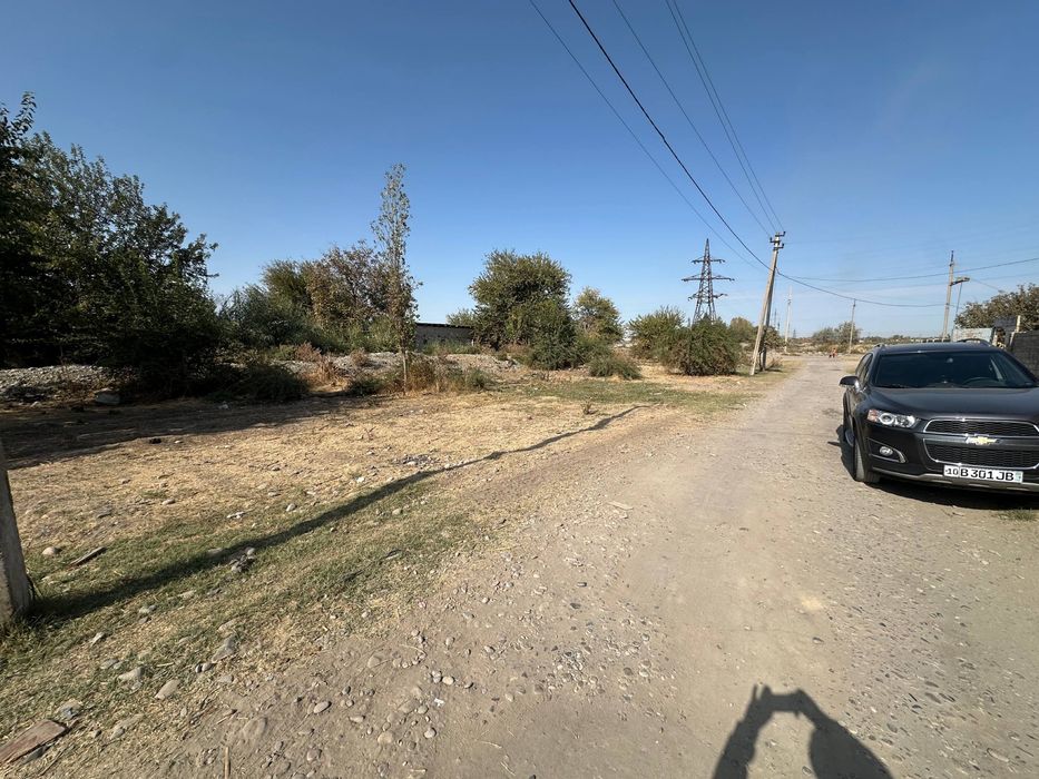 Uchastka sotiladi 4 sotix