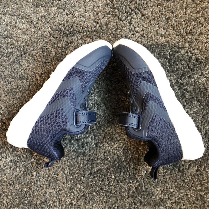 Pantofi Hummel (nu adidas), mar 25