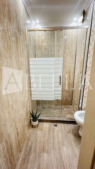 Продава се Двустаен апартамент в София, Малинова долина - 73 кв.м за 1418 €/кв.м - Снимка #9