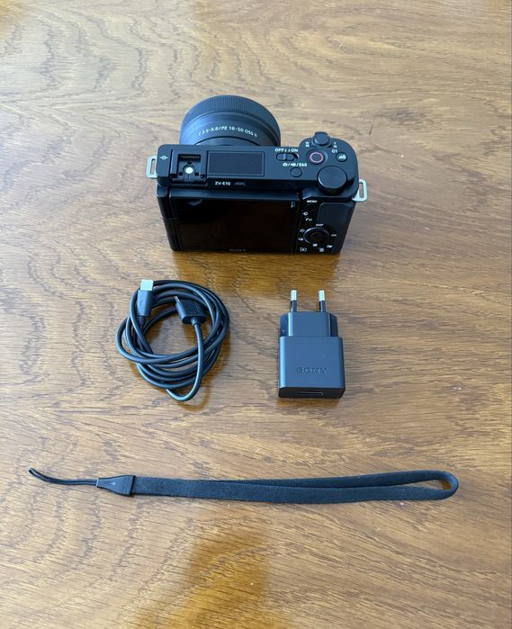 Camera foto avansata Sony ZV E10 stare noua , achizitie 2026