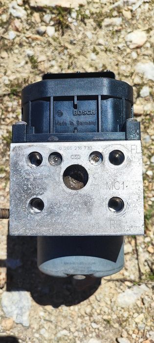 Абс модул,горна помпа съединител,външни дръжки Нисан Алмера дизел 2.2