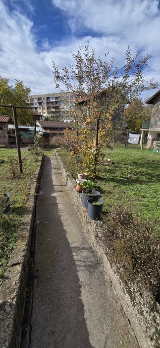 Продава фамилна къща, гр. Перник кв. Мошино