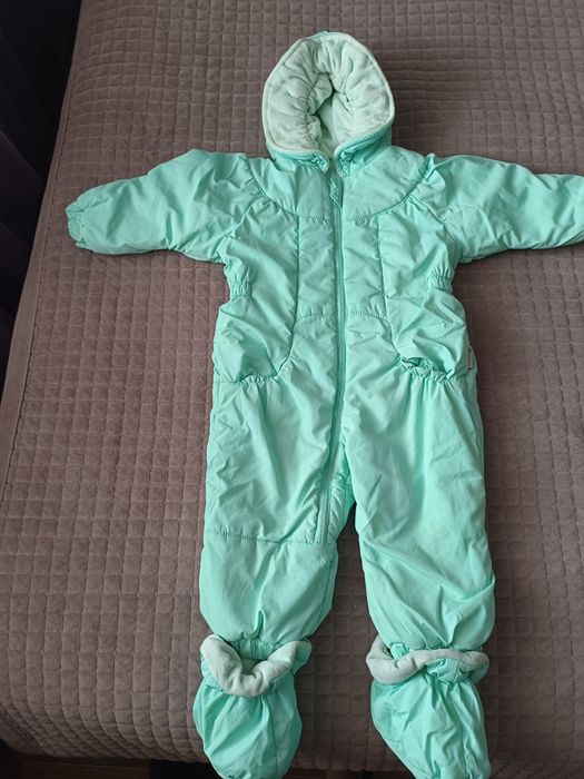 Продам осенний комбинезон