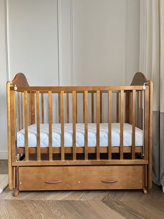 Детский  манеж (дерево)