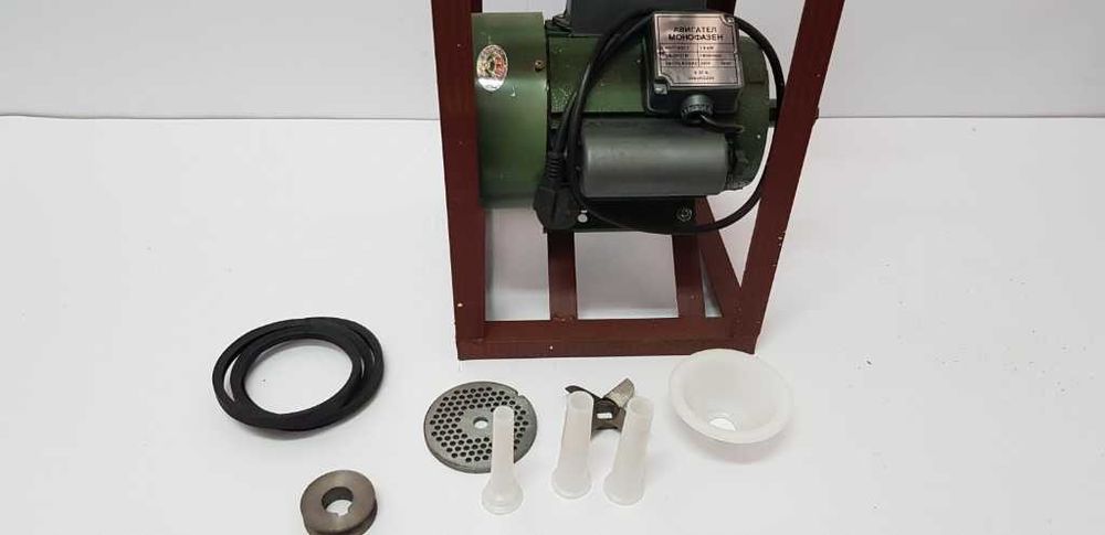 Електрическа месомелачка 32