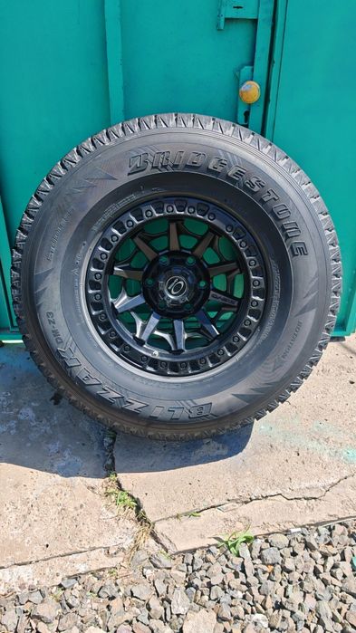 Колеса 33 дюйма   285/75R16