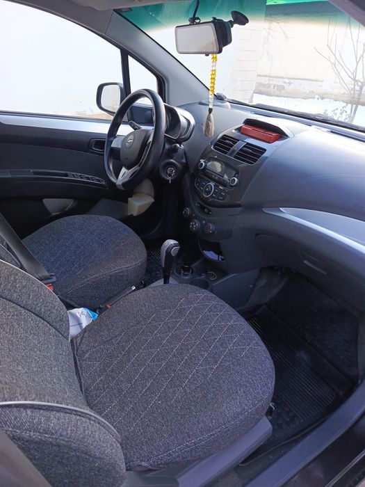 Spark автомабил автомат