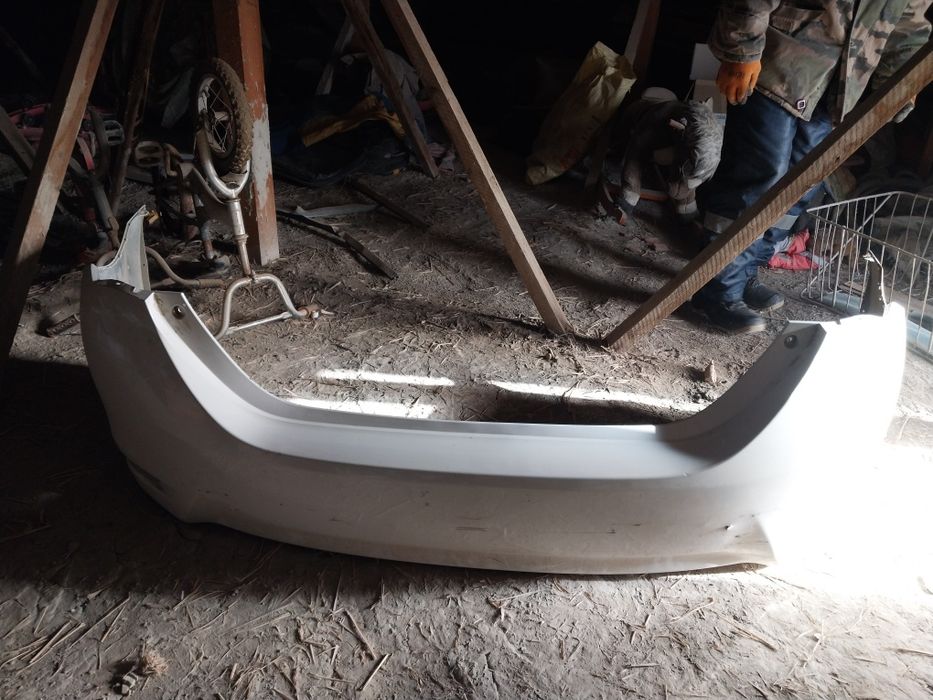 Тойота Каролла Бампер