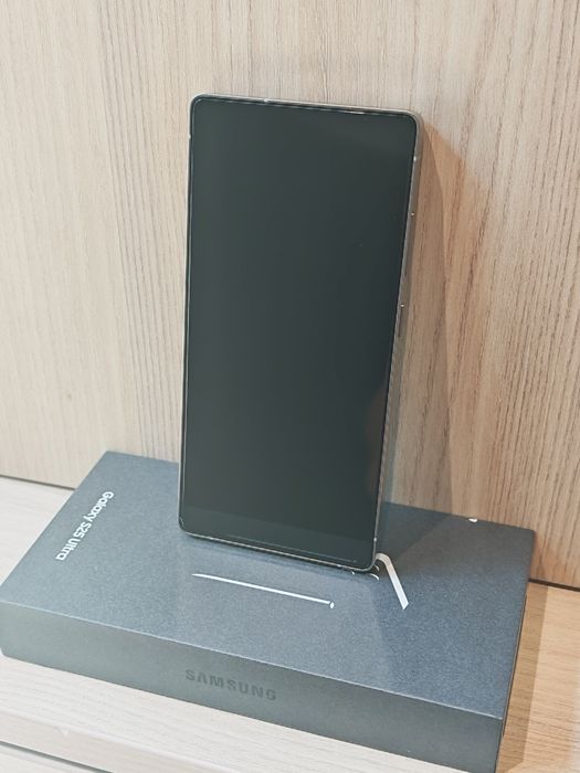 Samsung S25 Ultra