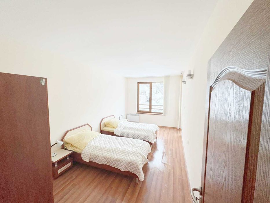 Продава се Тристаен апартамент в к.к. Пампорово - 102 кв.м за 589 €/кв.м - Снимка #2