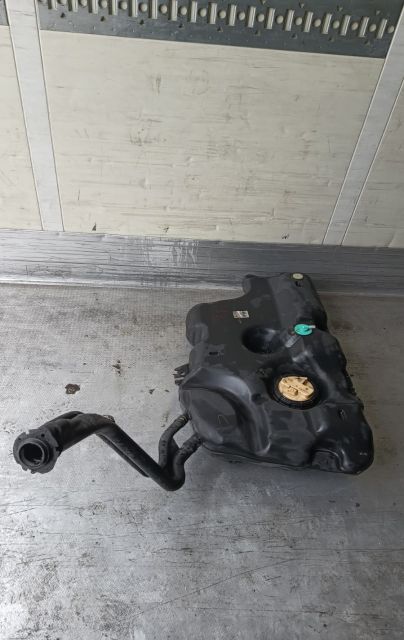 Rezervor  combustibil 172029062R / 8200698727 Dacia Duster prima gene