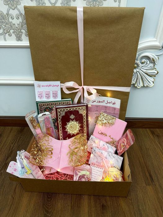 Lavx va sovg'a bop boxlar.Bayramlar uchun.