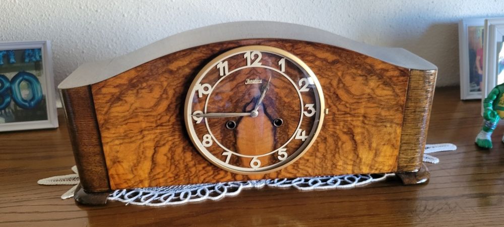 Ceas mecanic original german pentru semineu stare perfecta de function