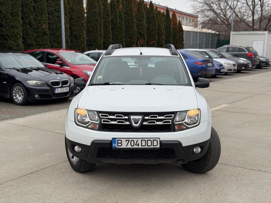 Dacia Duster  4x4  1,5 dci variante  ofer diferenta