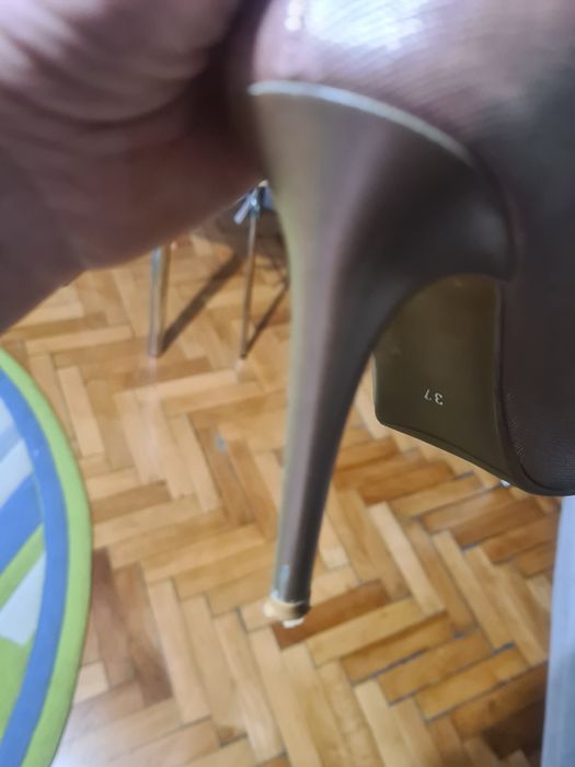 Pantofi toc stiletto