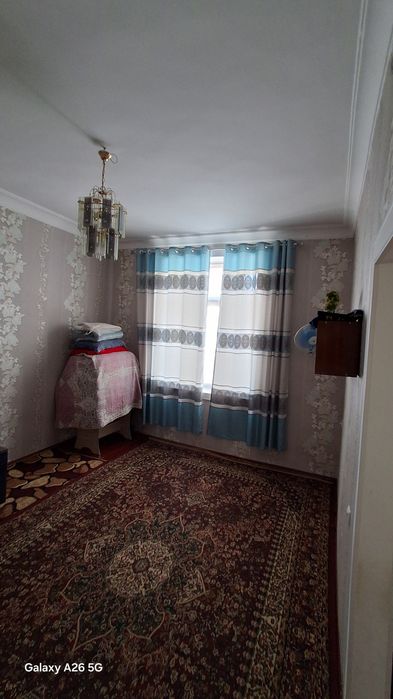 Uy sotiladi 1 etaj reshotkaliy