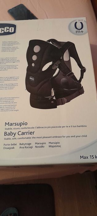 Кенгуру  CHICCO за носене на дете