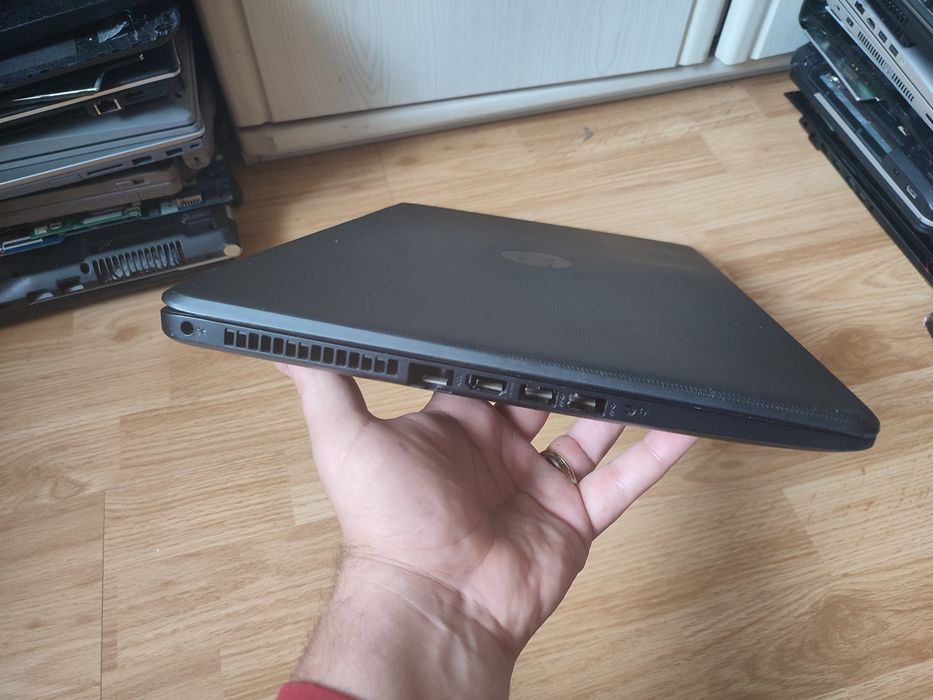 Carcasa Completa + Tastatura + Balamale - HP  17-BS